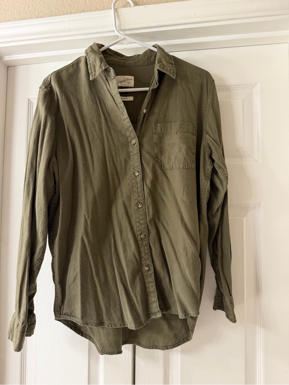 Universal Thread Olive Button-Front Women's Shirt Linen Blend